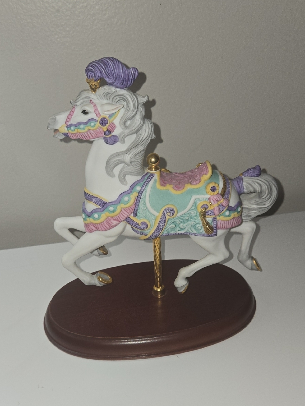 Limited 1990 Edition, Lenox's "The Carousel Charger".